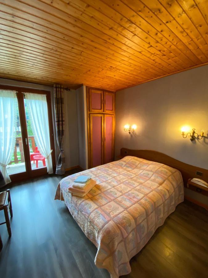 Le Chalet Luttenbach-près-Munster エクステリア 写真